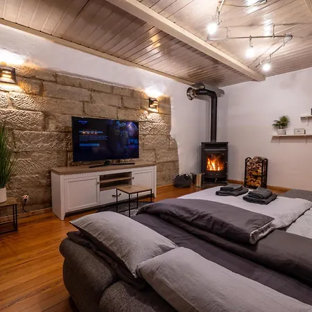 Gemuetliches Altbau-loft Mit Kamin Und Parkplatz Apartment Bad Friedrichshall