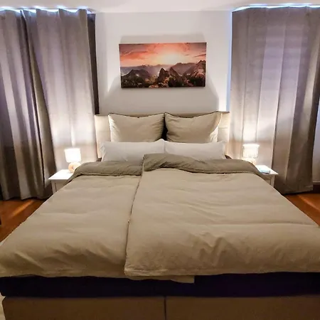 Apartment Gemuetliches Altbau-loft Mit Kamin Und Parkplatz Bad Friedrichshall