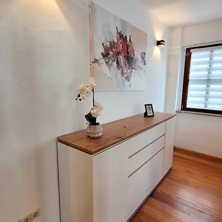 Apartment Gemuetliches Altbau-loft Mit Kamin Und Parkplatz