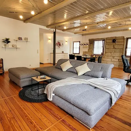 Gemuetliches Altbau-loft Mit Kamin Und Parkplatz * Bad Friedrichshall